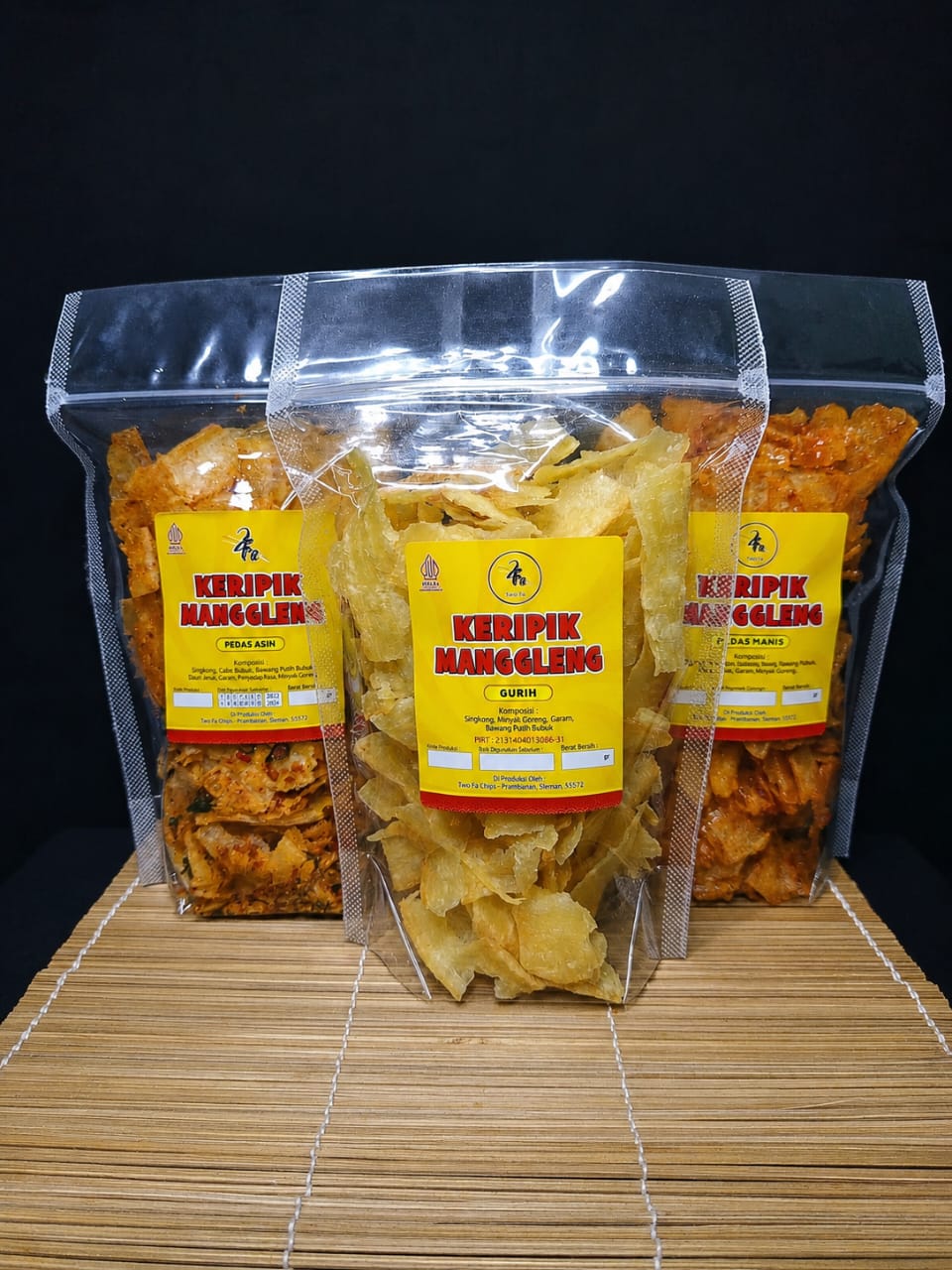 Pilihan rasa original yang mengedepankan kelezatan alami singkong dengan bumbu gurih yang ringan. Varian ini menjadi favorit bagi penikmat camilan tradisional yang sederhana namun tetap istimewa